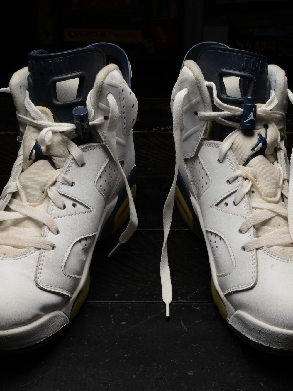 Nike White Navy and Yellow Men's Sneakers